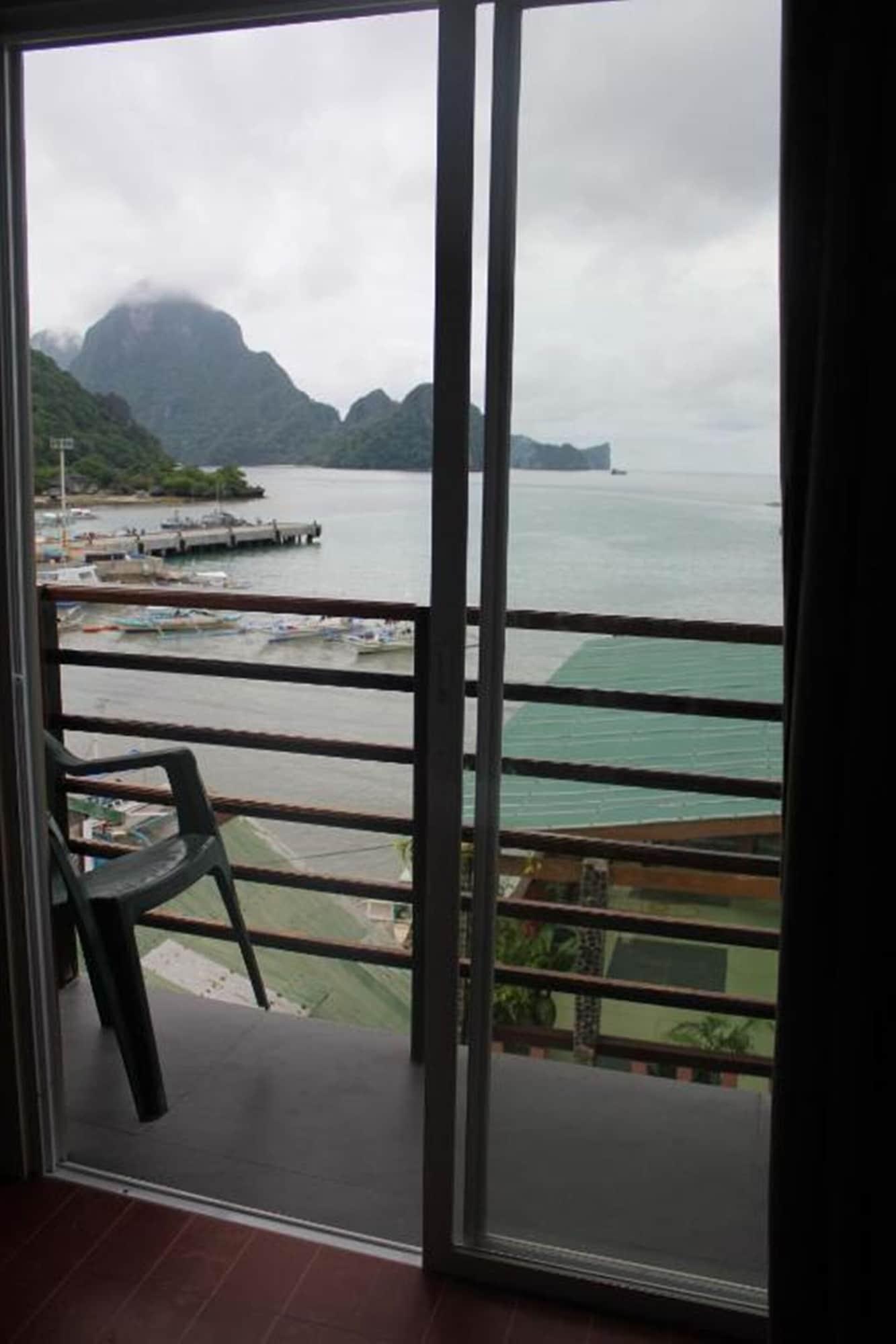 Aqua Travel Lodge El Nido Exterior photo